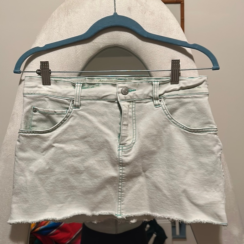 Urban Outfitters BDG Medium Acid Wash Light Green Denim-style mini skirt